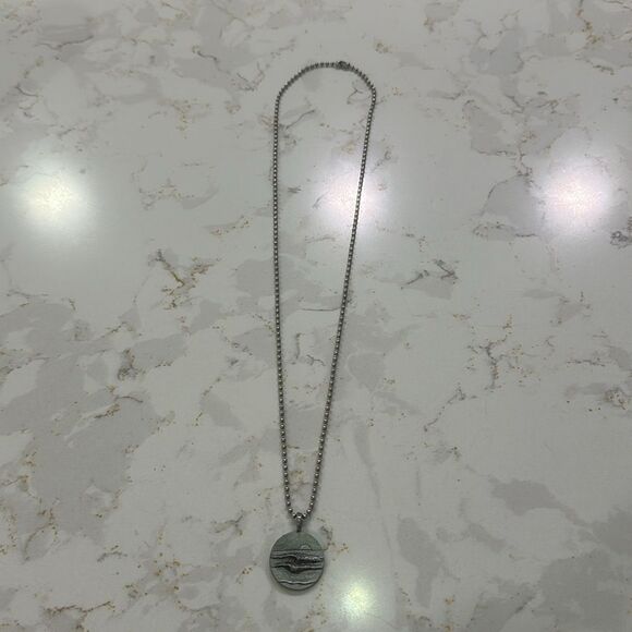 Wave Necklace - Picture 2 of 4